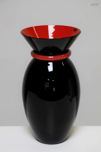 VEART Black jacketed glass vase, appli…