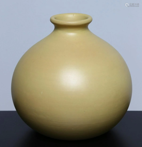 GIOVANNI GARIBOLDI Vase.