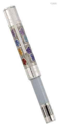 A Limited Edition Great Characters 1928 Andy Warhol Fountain Pen, with four polychrome blossom