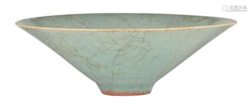 A Chinese longquan celadon stoneware bowl, Norther…