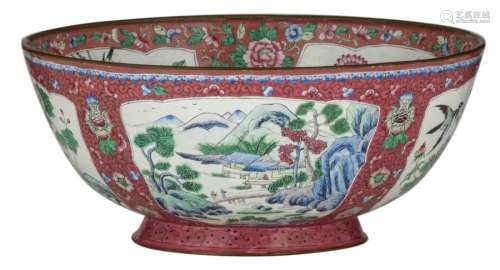 A Chinese pink ground floral decorated email de Ca…