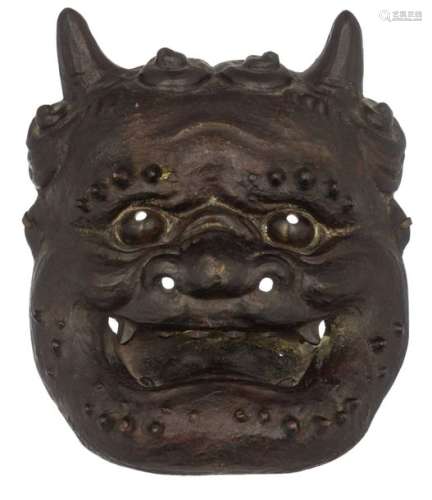 A Japanese bronze devil mask, H 22,5 W 18,5 D 7,5 …