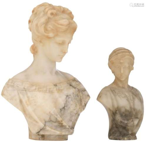 Puggi, two busts of beauties, Carrara marble, H 24…
