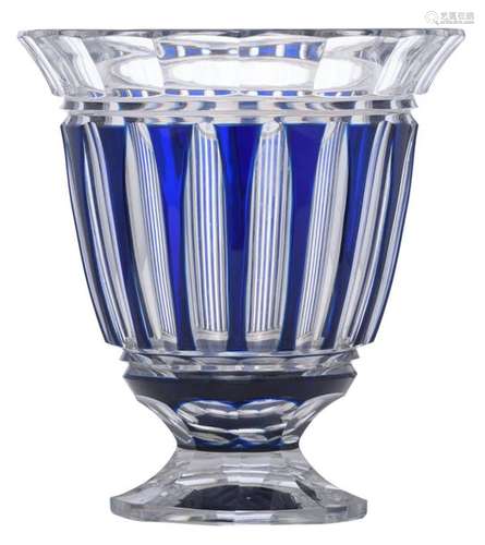 A Val Saint Lambert cut glass vase with blue overl…