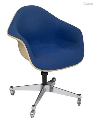 A 'PACC' office chair, blue hopsack on a white fib…