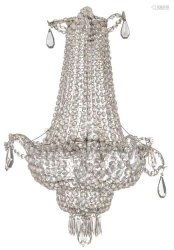 A sac à perles type chandelier, 19thC, H 100 cm ø …