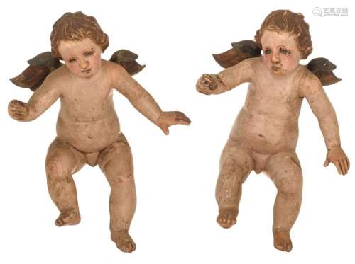 Two putti angels in pinewood with polychrome paint…