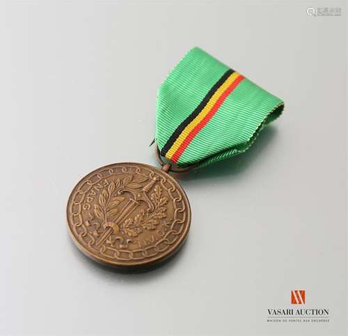 Belgium - Commemorative medal of the national federation of former prisoners of war, 1914-1918, 1940-1945, 38 mm, in its original box, APC-SUP