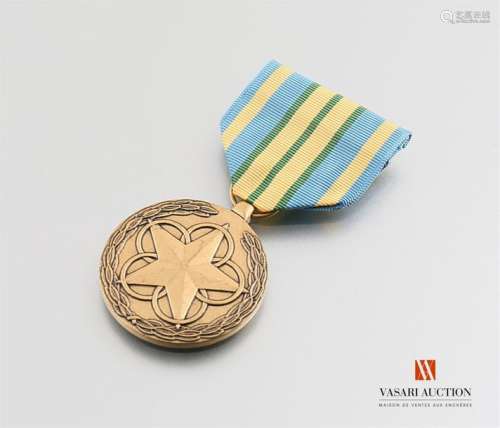 United States of America - Military outstanding volunteer service medal, 34 mm, BE