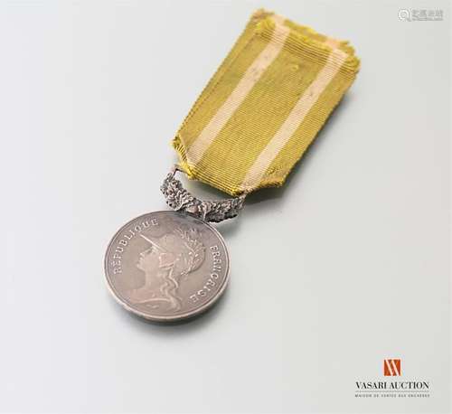 Republican Society for the Encouragement of Dedication, association medal, silver, 30 mm, insulated ribbon, worn, ABE-BE