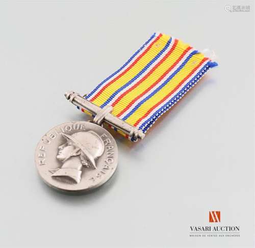 France - Fire Brigade Medal of Honour, Ministry of the Interior, tribute to devotion, silver level, BE
