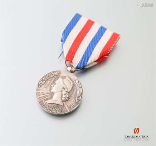 France - Medal of Honour of the Railways, awarded 1966, diameter 32 mm, APC