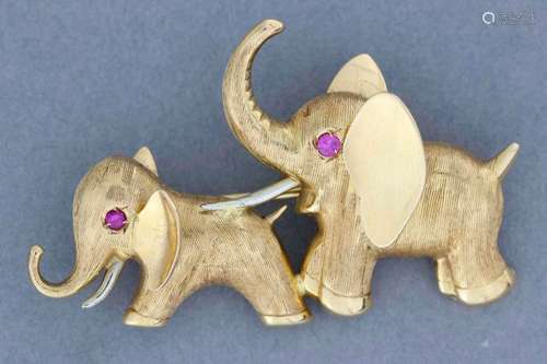 Broche en or à motifs d’éléphants Poids brut : 7,1…