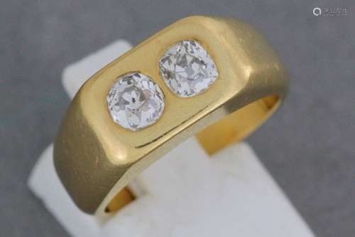 Bague en or sertie de deux diamants Poids brut : 1…