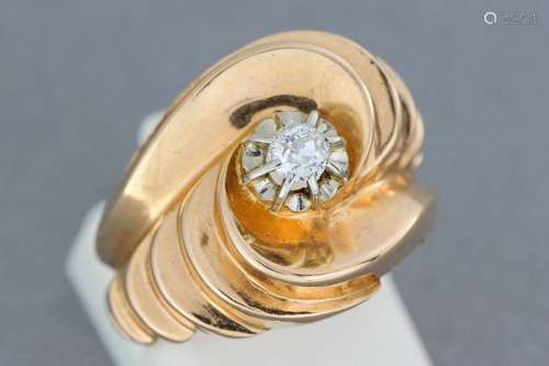 Bague 1940 en or sertie d’un diamant Poids brut : …