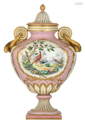 An exceptional 'Rose Pompadour' ground soft porcel…