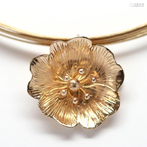 14k yellow gold flower pendant-brooch ne…