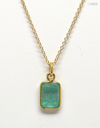 Emerald, 18k yellow gold pendant-necklace