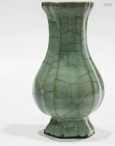 Chinese Guan-Type Lobed 'Hu' Vase