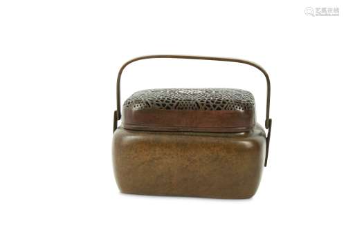 A CHINESE BRONZE RECTANGULAR HAND WARMER AND COVER.