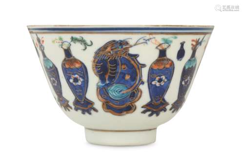 A CHINESE BLUE AND WHITE 'PRECIOUS OBJECTS' BOWL.
