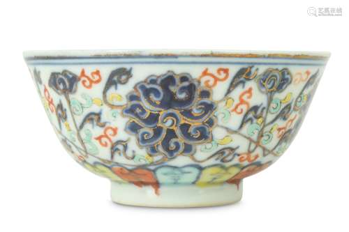 A CHINESE WUCAI 'LOTUS' BOWL.