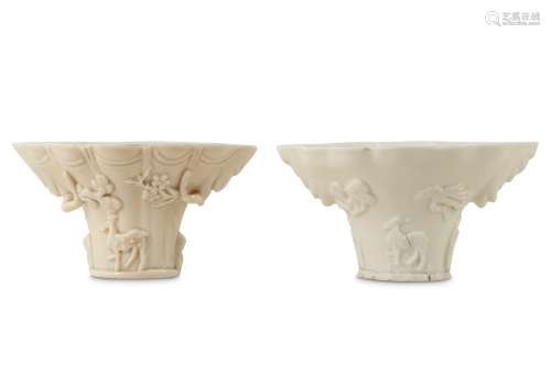 A PAIR OF CHINESE BLANC-DE-CHINE LIBATION CUPS.