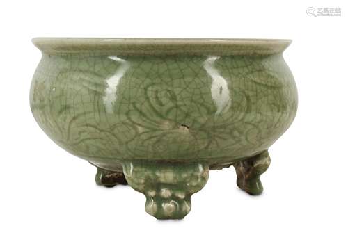 A CHINESE CELADON-GLAZED INCENSE BURNER.