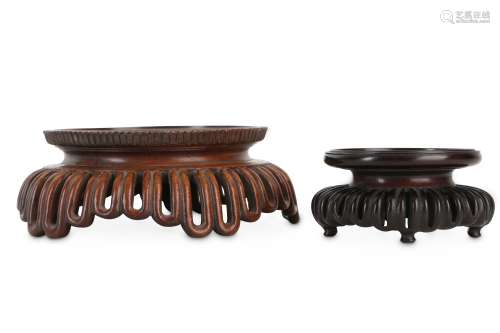 TWO CHINESE HONGMU AND HARDWOOD STANDS.