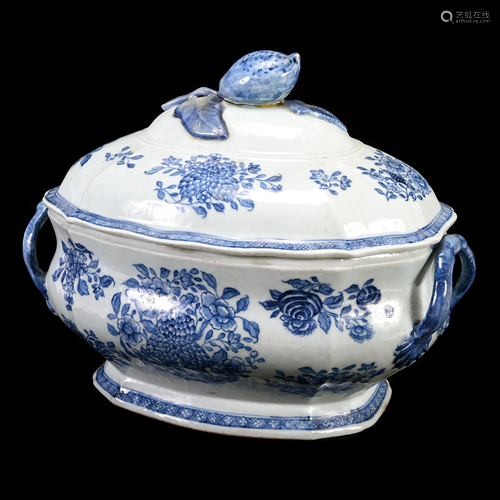 Chinese Export Blue and White Porcelain Soup …