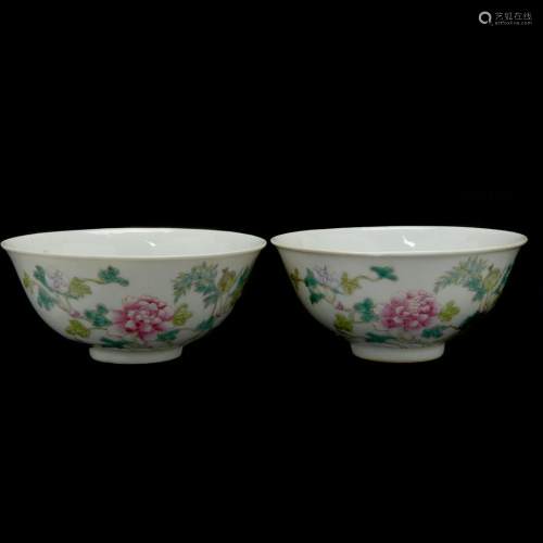Pair of Chinese 19th Century Famille Rose Floral