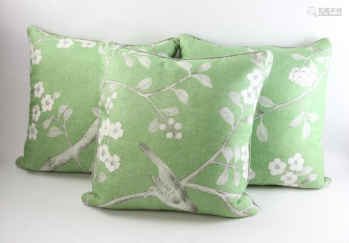 Chinese Style Green Set of Pillows