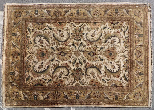 Fine Indo Jaipur Tabriz Rug