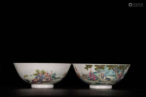 A PASTEL  BOWL  WITH THE  PICTURE  OF  ARHAT  IN  JIAQING  PERIOD