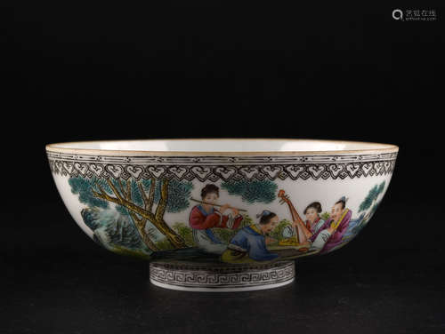 AN  ENAMEL  CHARACTER   BOWL  IN THE  REPUBLIC OF  CHINA