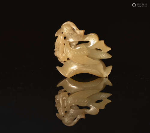 YELLOW  JADE  MANDARIN DUCKS IN  YUAN   DYNASTY