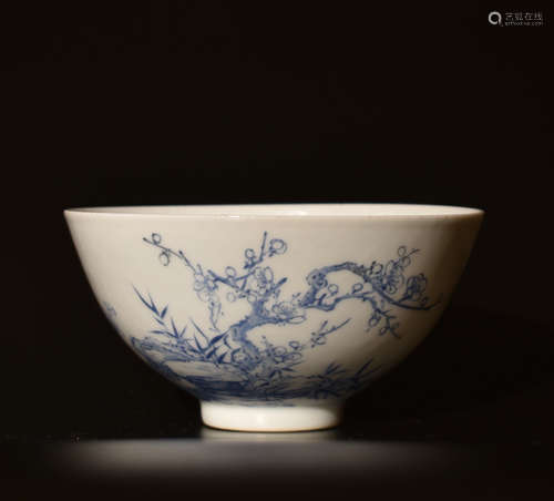 AN ENAMEL  FLOWER  BOWL  IN  YONGZHENG  PERIOD