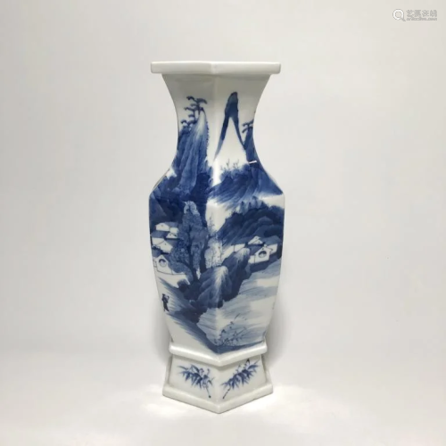 Chinese Blue and White Porcelain Vase,mark