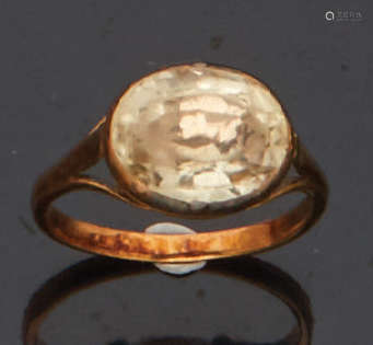 Bague en or 18K (750) sertie d'une pierre blanche.…