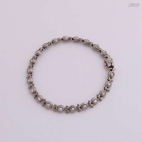 Beautiful white gold bracelet, 750/000, with diamond. A