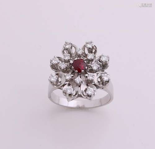 Beautiful gold ring, 585/000, with diamond and ruby.