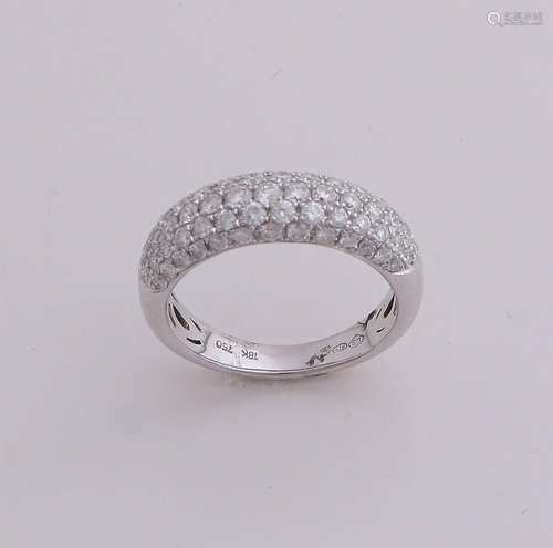 White gold ring, 750/000, with diamonds. Bolle white