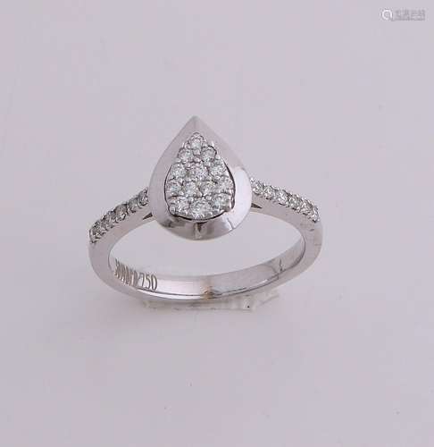 Graceful white gold ring, 750/000, with diamond. Ring