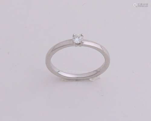 White gold solitaire ring, 585/000, with diamond. White