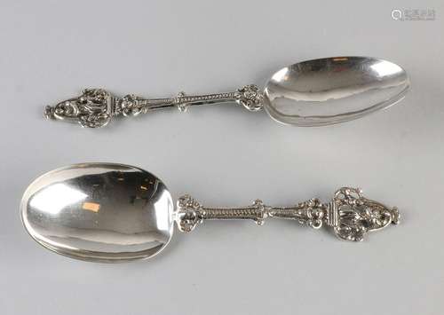 Set antique silver spoons opportunity to steal and