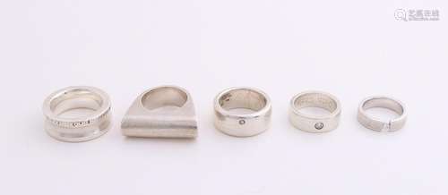 Lot with five silver rings, 925/000, 2 with cubic