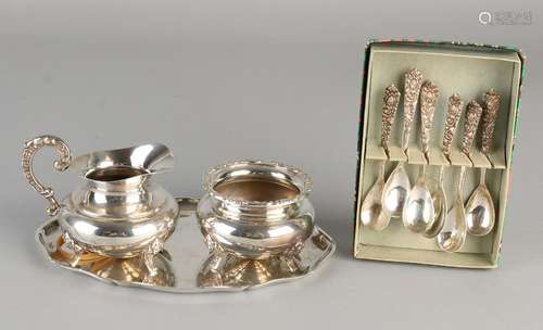 Silver cream pose, 925/000, with six spoons, 800/000.