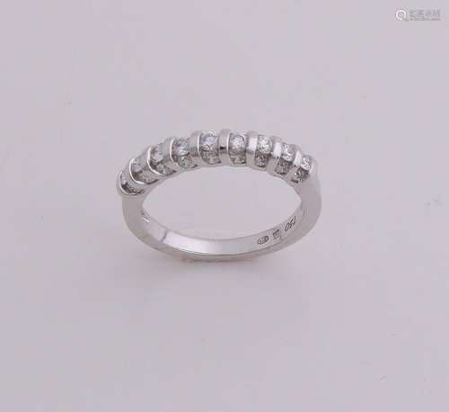 Special white gold diamond row ring, 750/000, with