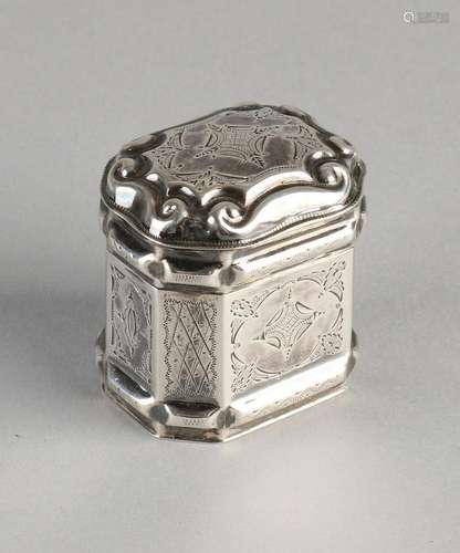 Fine silver loderein box, 833/000, rectangular