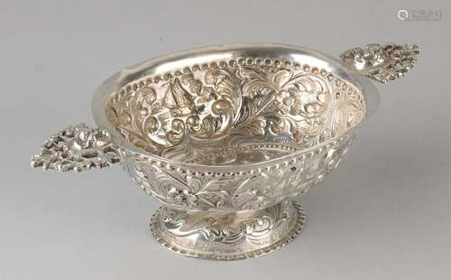 Small silver brandewijnkom, 833/000, decorated with